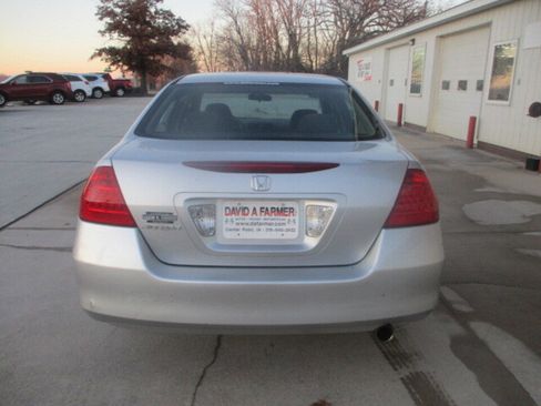 Used 2006 Honda Accord SE image 5