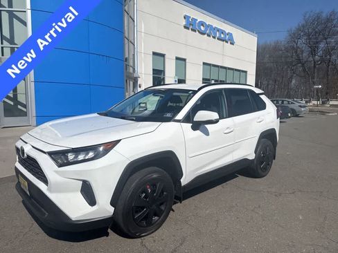 Used 2019 Toyota RAV4 LE w/ All Weather Liner Package image 1