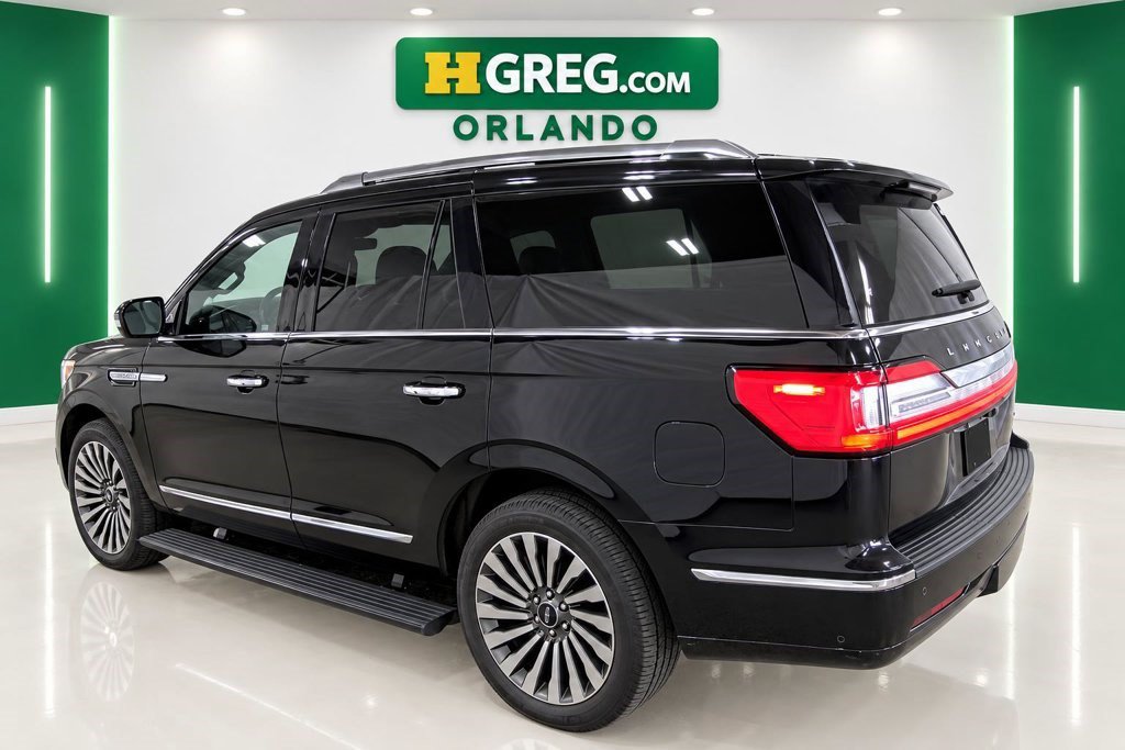 Used 2019 Lincoln Navigator Reserve AWD/4WD image 2