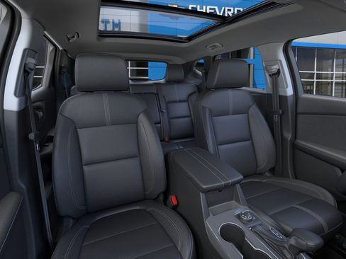 New 2026 Chevrolet Blazer LT w/ Sound & Technology Package AWD/4WD image 17