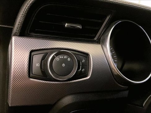 Used 2018 Ford Mustang GT w/ Black Accent Pkg RWD image 30