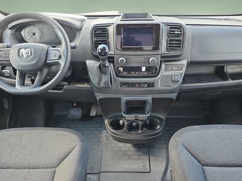 Used 2023 RAM ProMaster 2500 w/ Convenience Group FWD image 11