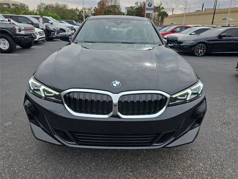 Used 2025 BMW 330i Sedan image 2