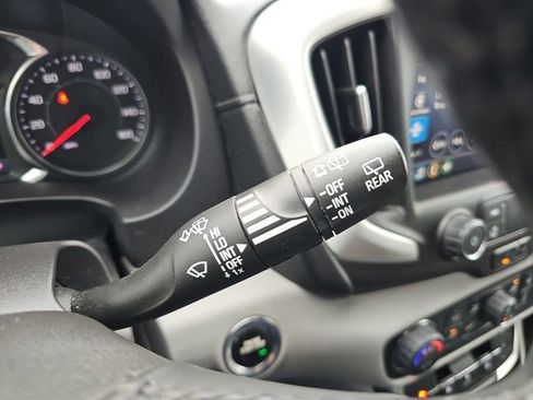 Used 2022 GMC Terrain SLT image 43