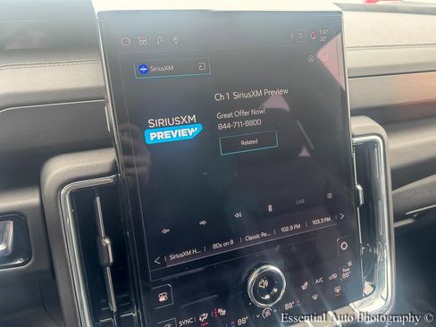 Used 2025 GMC Yukon Denali image 17