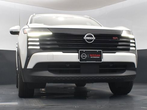 New 2025 Nissan Kicks SR image 37