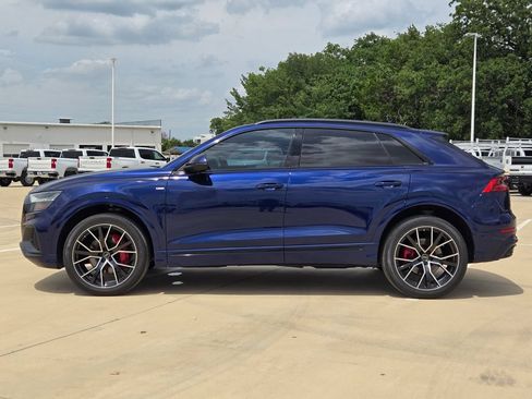 Used 2023 Audi Q8 Premium Plus AWD/4WD image 4