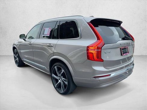 Certified 2025 Volvo XC90 B6 Plus w/ Protection Package Premier image 8