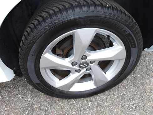 Used 2019 Audi Q3 2.0T Premium image 33