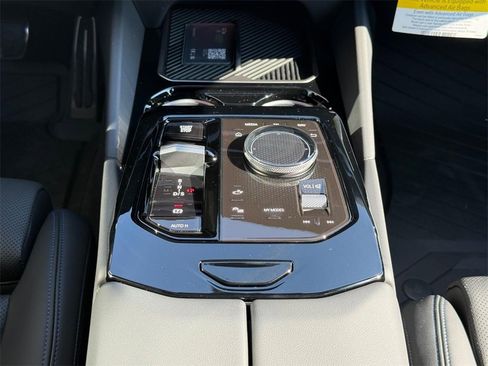 New 2026 BMW 530i xDrive w/ M Sport Package image 8