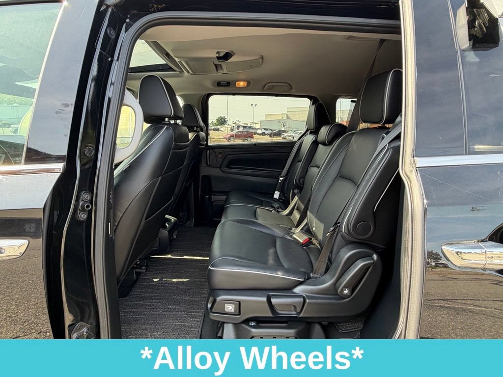 Used 2023 Honda Odyssey Elite image 32