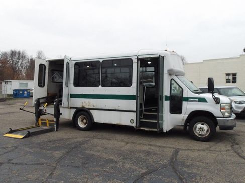 Used 2008 Ford E-450 and Econoline 450 image 10