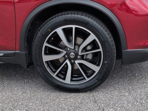 Certified 2019 Nissan Rogue SL w/ Premium Package image 11