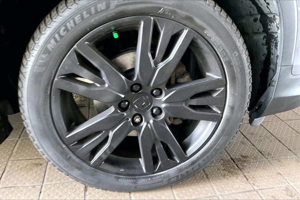 Used 2022 Honda Pilot Touring image 34