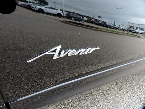 New 2026 Buick Envista Avenir FWD image 10