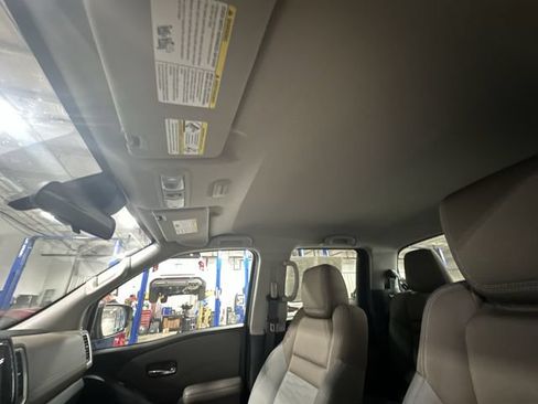Used 2023 Nissan Frontier SV w/ Technology Package AWD/4WD image 20