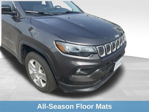 Used 2022 Jeep Compass Latitude w/ Convenience Group AWD/4WD image 20