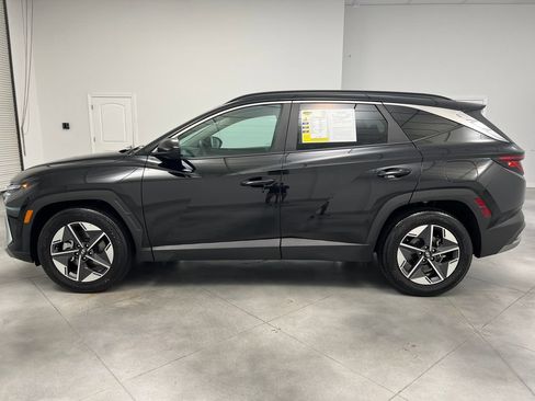 Used 2025 Hyundai Tucson SEL FWD image 5