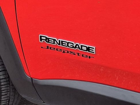 Used 2021 Jeep Renegade Sport image 26