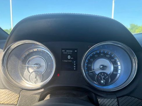Used 2012 Chrysler 300 C Luxury Series w/ 19-Premium Speaker Group RWD image 46
