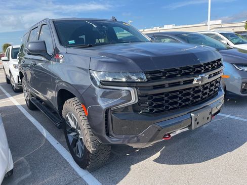 Used 2024 Chevrolet Tahoe Z71 w/ Luxury Package AWD/4WD image 2