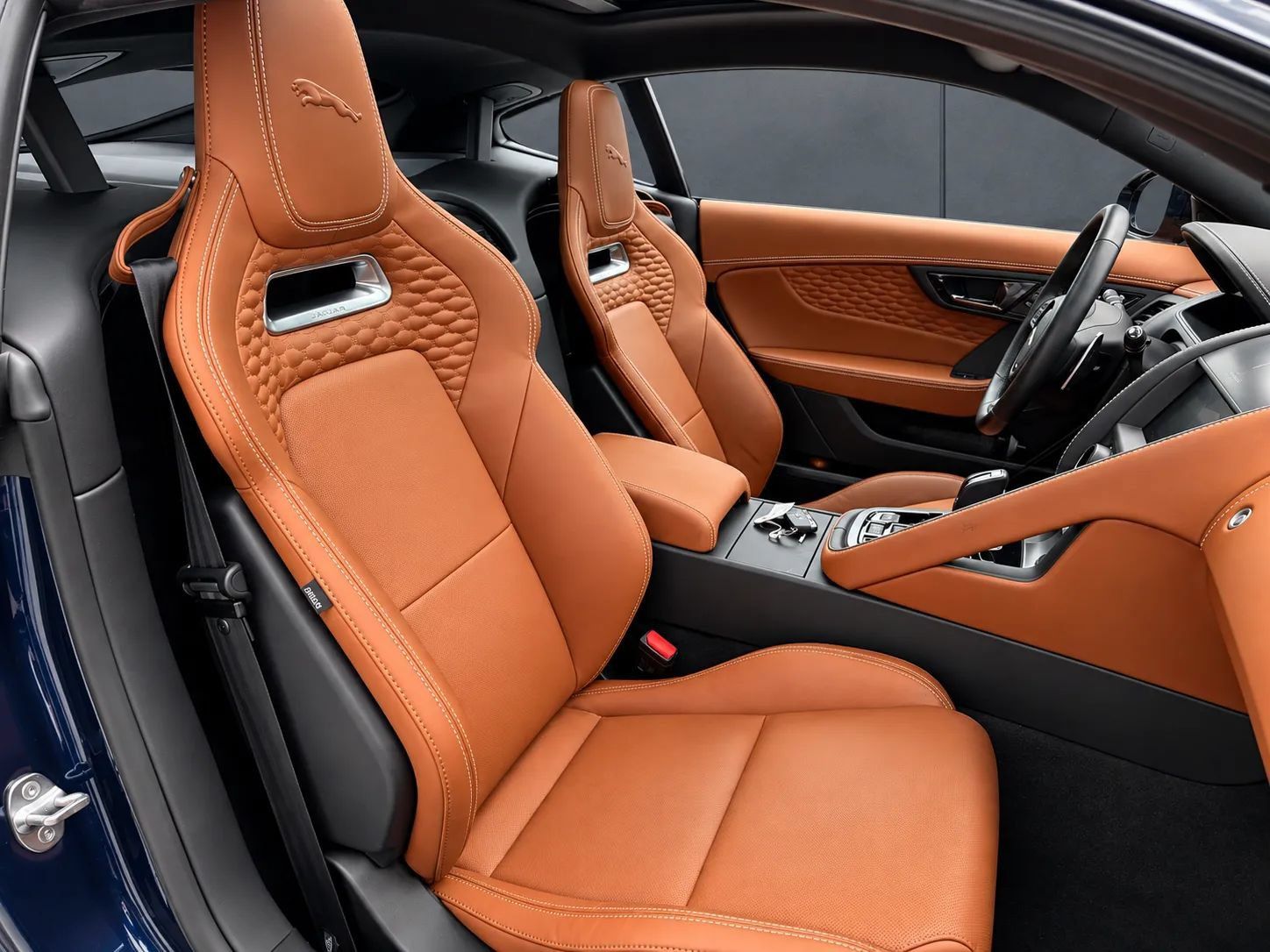 Used 2023 Jaguar F-TYPE R-Dynamic AWD/4WD image 10