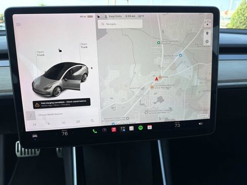 Used 2018 Tesla Model 3 Long Range RWD image 27
