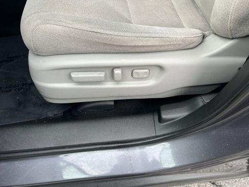 Used 2021 Honda Pilot EX image 14