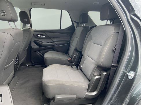 Used 2020 Chevrolet Traverse LT w/ Driver Confidence II Package AWD/4WD image 12