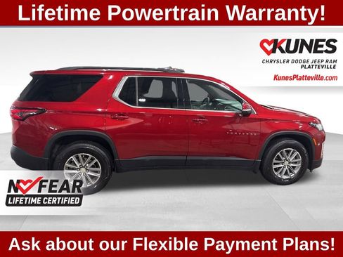 Used 2023 Chevrolet Traverse LT image 12
