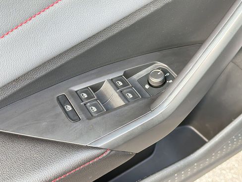 Certified 2025 Volkswagen Jetta GLI Autobahn FWD image 12