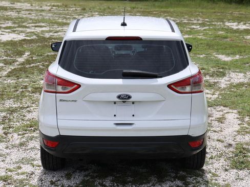Used 2016 Ford Escape S FWD image 9