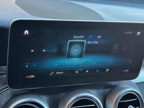 Used 2022 Mercedes-Benz GLC 300 4MATIC image 21