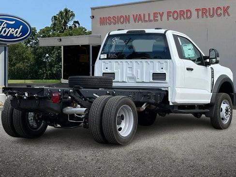 New 2026 Ford F550 2WD Regular Cab Super Duty image 4