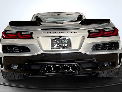 Used 2023 Chevrolet Corvette Z06 image 4