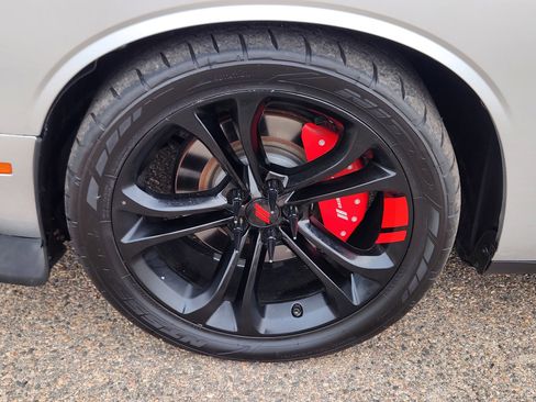 Used 2020 Dodge Challenger R/T image 7