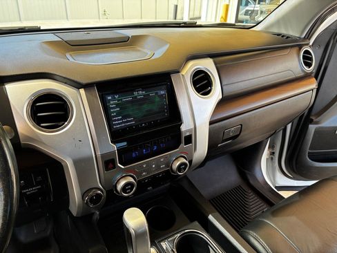 Used 2019 Toyota Tundra Limited w/ Limited Premium Package image 20