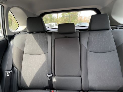 Used 2025 Toyota RAV4 XLE w/ Convenience Package image 39