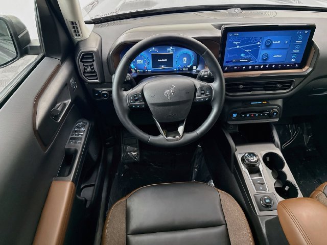 Used 2025 Ford Bronco Sport Outer Banks w/ Outer Banks Tech Package+ AWD/4WD image 23