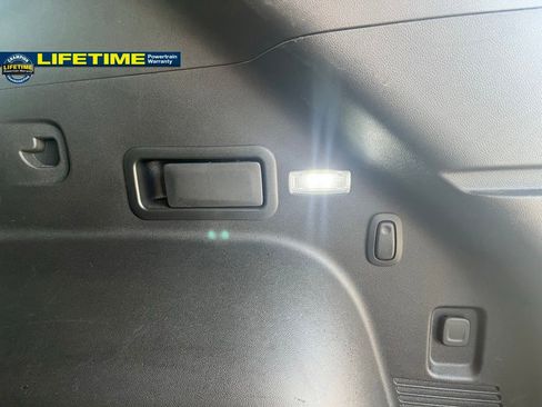 Used 2024 Chevrolet Blazer LT AWD/4WD image 15