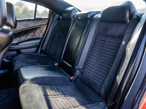 Used 2017 Dodge Charger R/T RWD image 27
