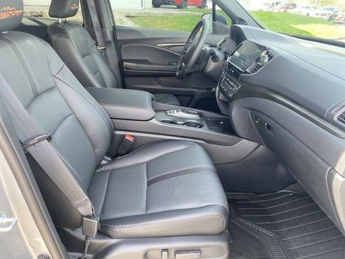 Used 2025 Honda Ridgeline TrailSport image 20