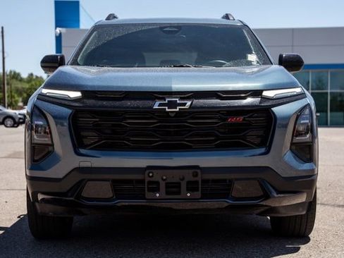 Used 2025 Chevrolet Equinox RS AWD/4WD image 2