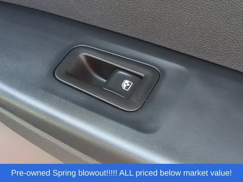 Used 2025 Volkswagen Taos S FWD image 43