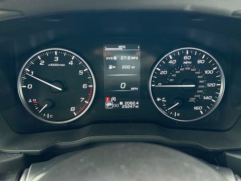 Used 2025 Subaru Forester Premium AWD/4WD image 22