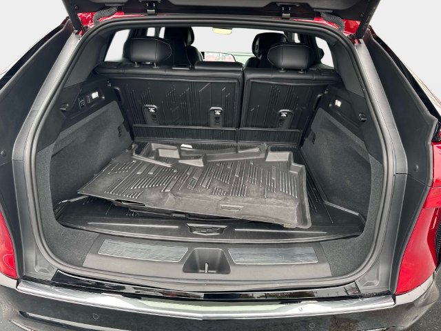 Certified 2024 Cadillac Lyriq Luxury w/ LPO, Floor Liner Package AWD/4WD image 5
