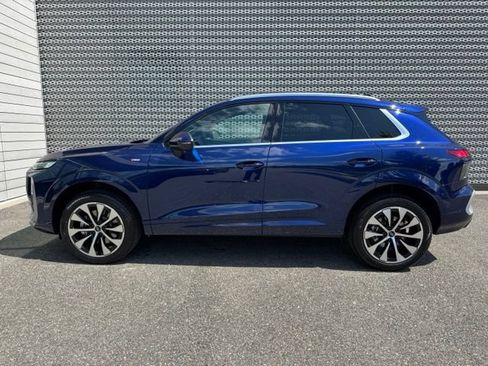 New 2026 Audi Q3 quattro 2.0T AWD/4WD image 3