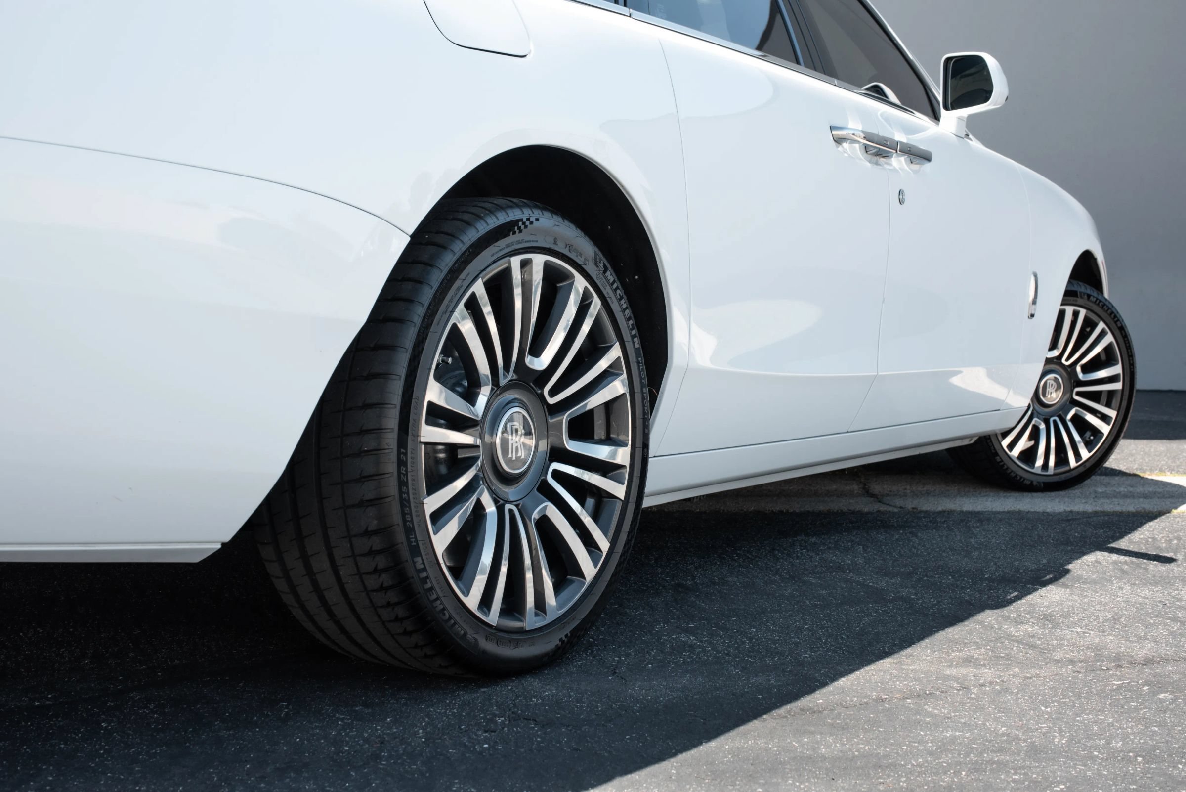 Used 2021 Rolls-Royce Ghost AWD/4WD image 41