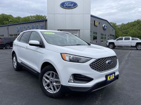 Certified 2023 Ford Edge SEL w/ Convenience Package AWD/4WD image 3