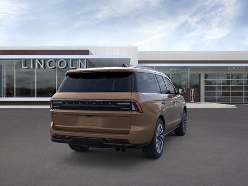 New 2026 Lincoln Navigator Black Label AWD/4WD image 8